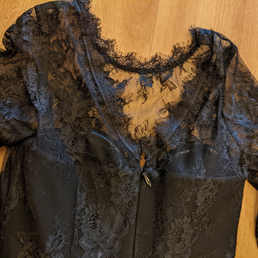 La Femme en Noir dress. - Picture 4 of 4